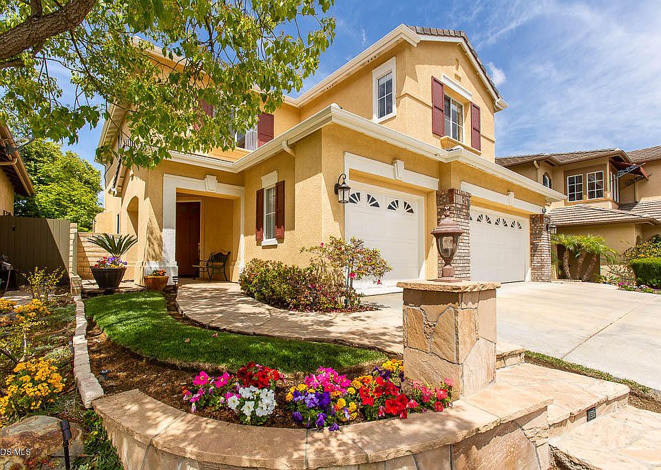1st image of 623 Camino Del Lago