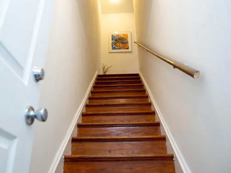 1345 1st St NW #2 — Photo 3