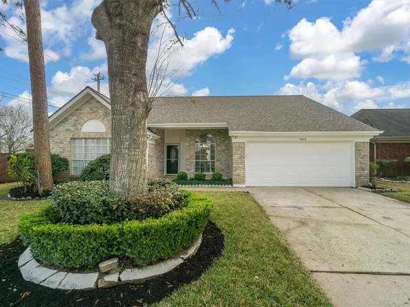 4603 Five Knolls Drive, Friendswood, TX 77546
