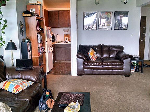 3rd image of 820 Fuller St APT 204