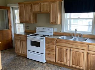 206 S Higbee St, Reed City, MI 49677