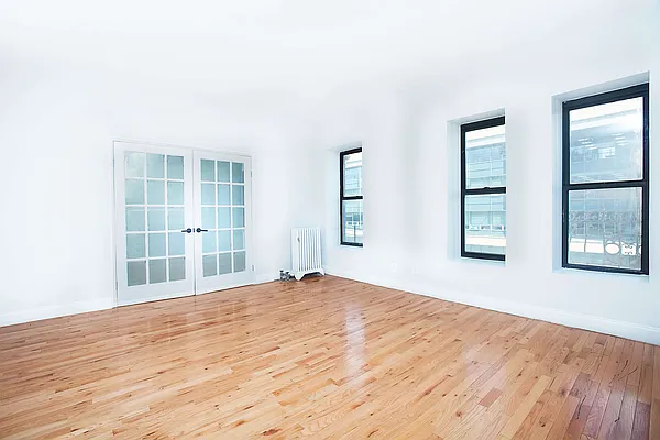 Rented by Arden Realty Corp. | media 11