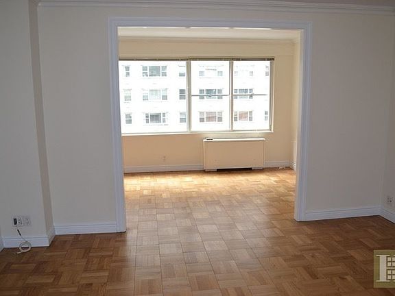 4th image of 60 W 57th St APT 7M