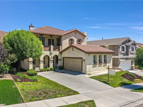 33034 Canopy Ln, Lake Elsinore, CA 92532