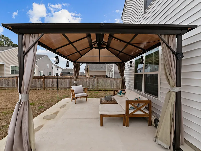 301 Ginger Dr — Photo 46