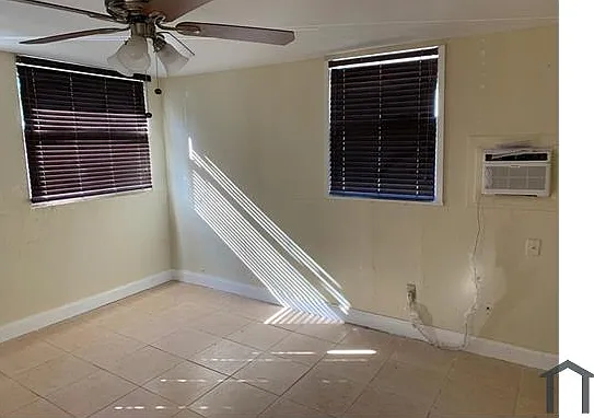 2701 NW 21st St — Photo 5
