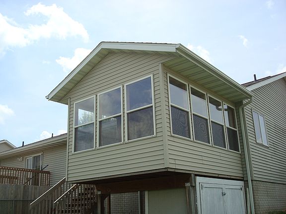 4 Seasons Porch