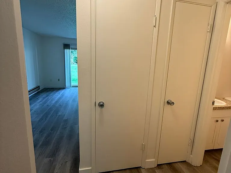 LAURELWOOD ESTATES — Photo 18