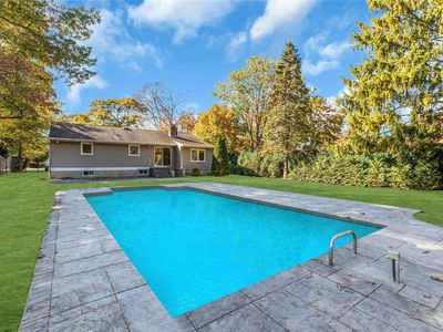 5 Pauchogue Avenue, East Islip, NY, 11730