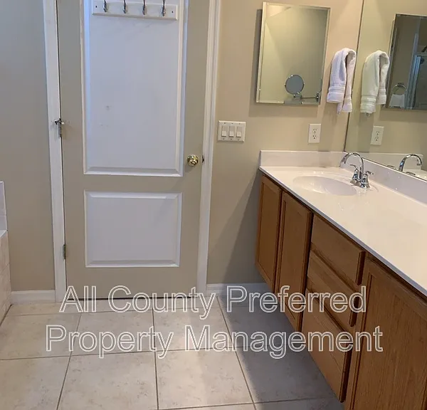 1901 Thesy Dr — Photo 21