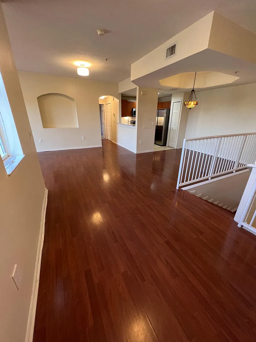 Building Photo - 6360 NW 114th Ave #233