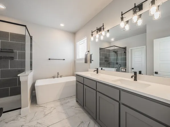 1513 Jackson St, Carrollton, TX 75006