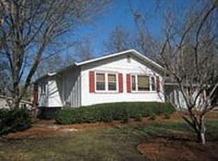 1829 Alabama Ln, Manhattan, KS 66502