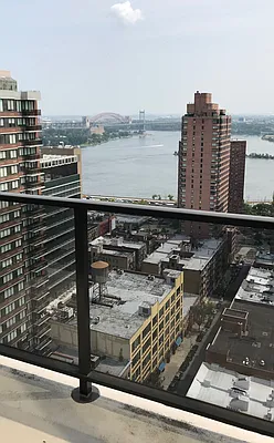 Sold by MacDouglas Properties | media 15