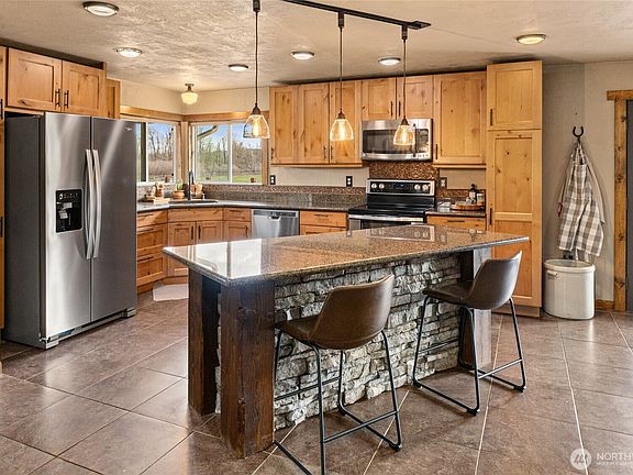 2nd image of 3661 E Taneum Road