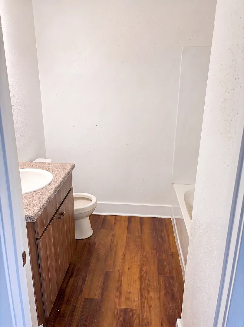 Spacious 4 Bedroom Home in Memphis $1,770/Month | Housing Vouchers Accepted — Photo 3