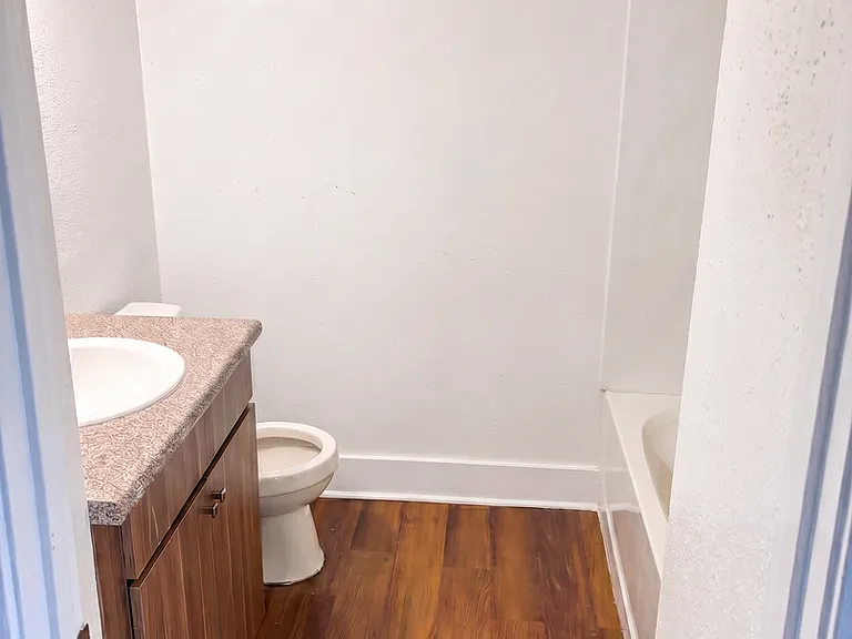 1165 Cannon St — Photo 3