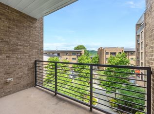 200 Manufacturers Rd APT 428, Chattanooga, TN 37405