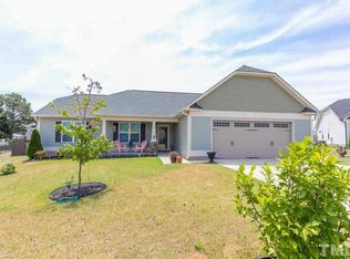 70 Seahorse Ct, Benson, NC 27504