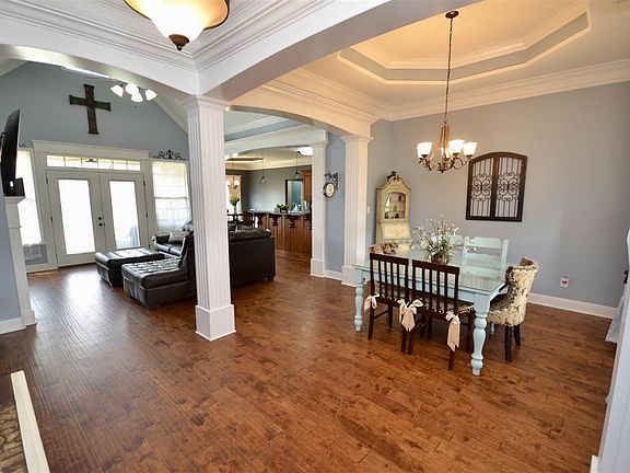 5th image of 403 Dominion Dr SE