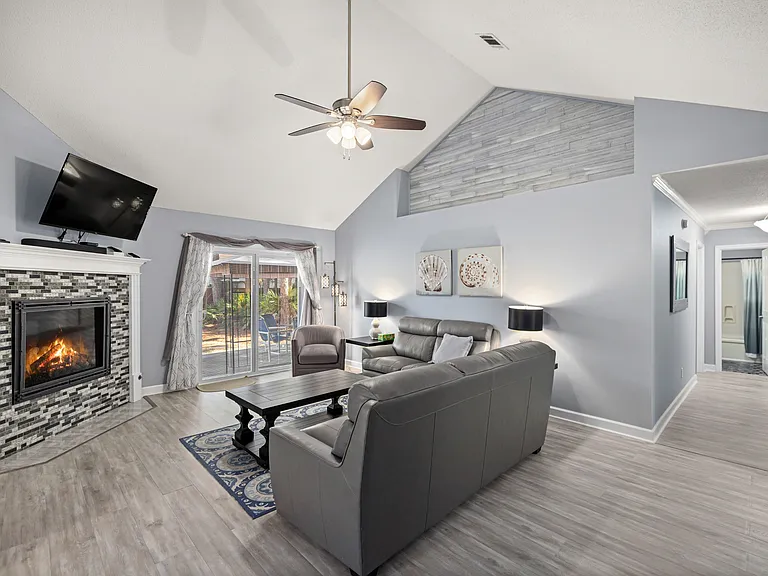31 Bay Walk Ct — Photo 25