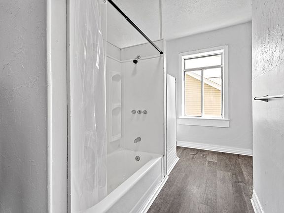 2nd image of 200-212 3rd St #88894286F