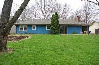 2nd image of 2826 Belle Haven Dr