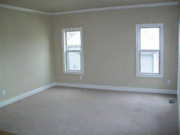 3rd image of 2130 Spruce Lake Dr