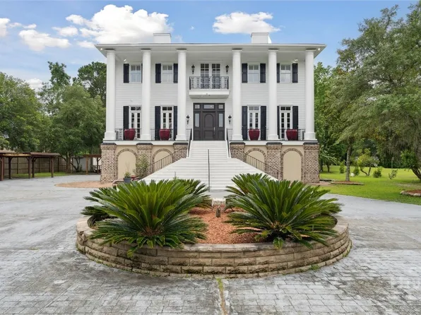 45 Shore Road, Savannah, GA 31419