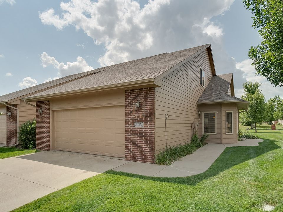 1st image of 8205 S Brenda Pl