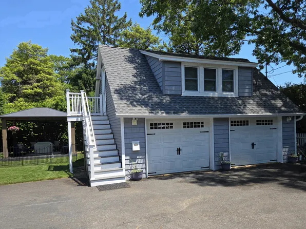 48 1/2 McLean Ave, Manasquan, NJ 08736
