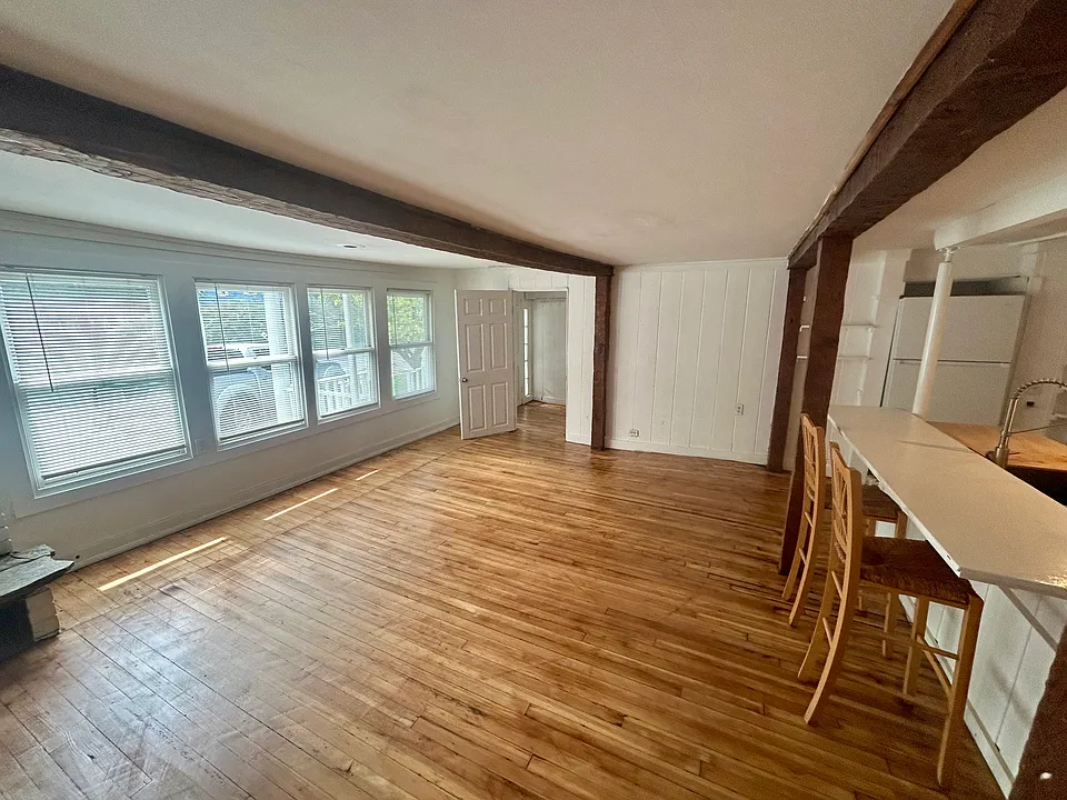 120 Tinker St #1