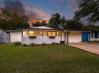 1306 E Lovers Ln, Arlington, TX 76010