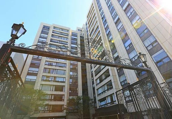 2nd image of 1177 California St APT 615