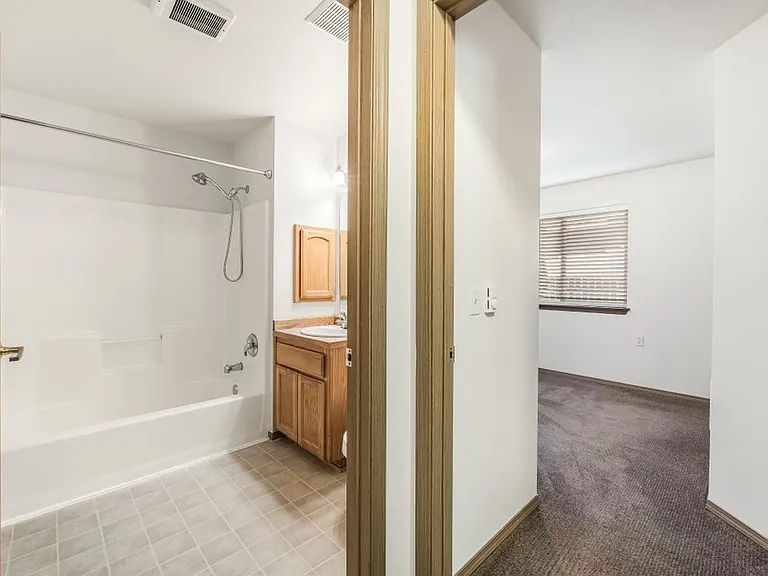 501 E Mullan Ave #3 — Photo 14
