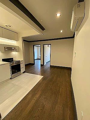 2nd image of 1078 Bergen St #4G