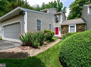 30 Scotch Pine Rd, Newark, DE 19711