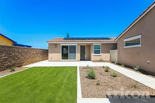 639 Citron St #2 Photo 1