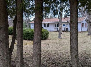 3341 Jungle Inn Rd, Arcadia, MI 49613