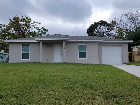 1723 Tallahassee Dr, Daytona Beach, FL 32117