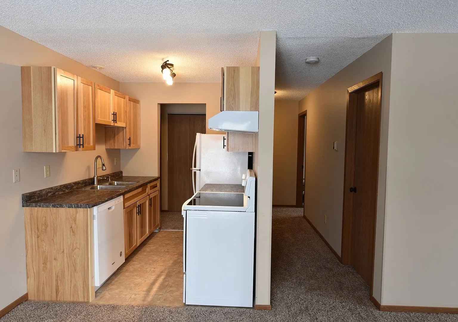 Welcome to Pine Forest Apartments in Forest Lake, MN — Photo 3