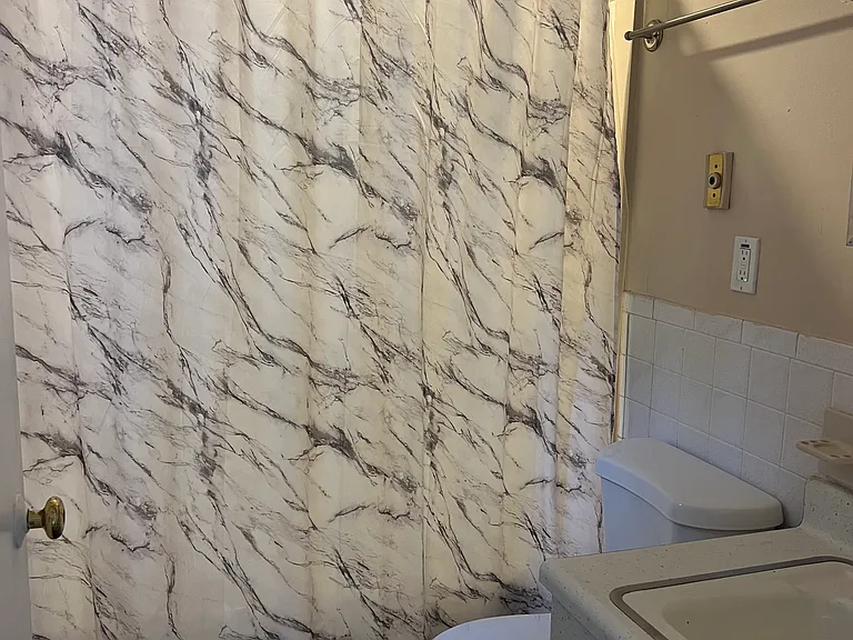 10 Aron Dr #2 — Photo 6