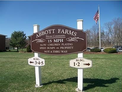 1st image of 336 Abbott Farm Ln
