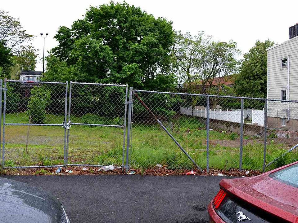 1st image of 149 Glenwood Ave