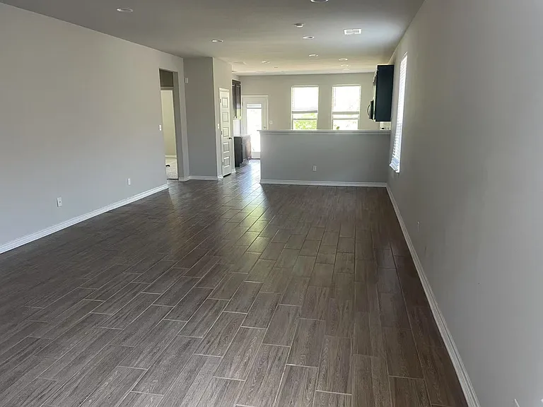 309 Syrah Ct — Photo 4