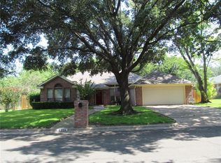 229 E Chapman Rd, Hewitt, TX 76643