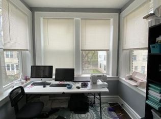 266 Leslie St, Newark, NJ 07112