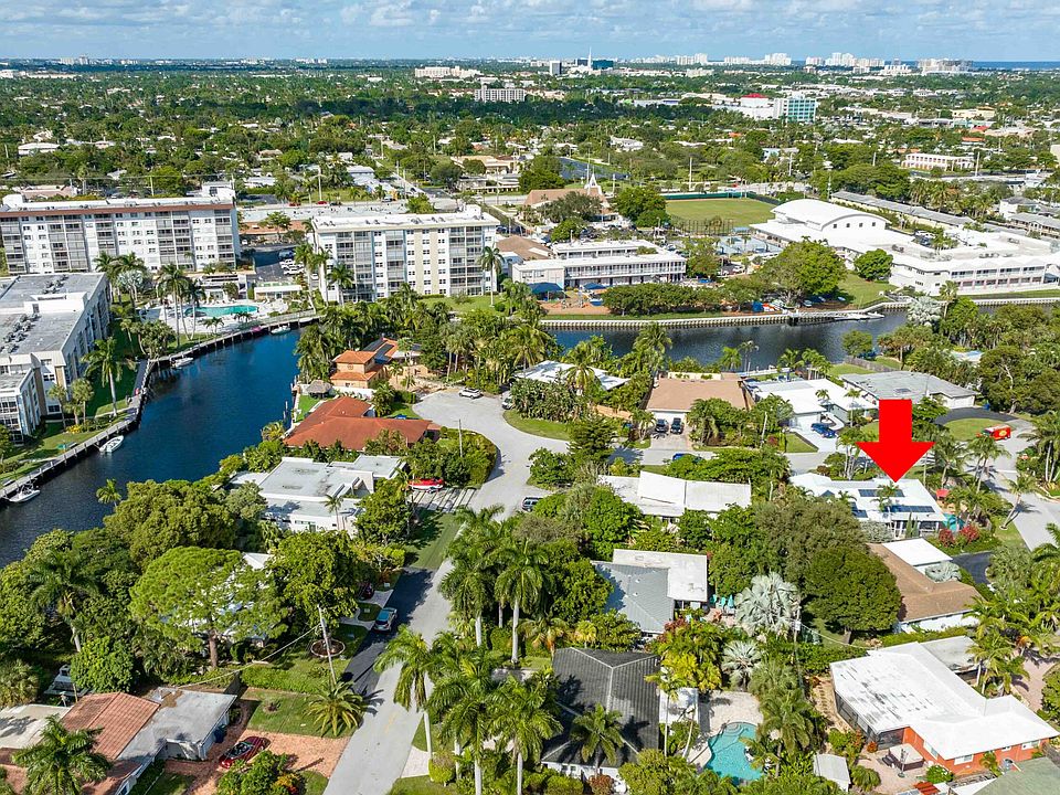 1st image of 1708 Coral Gardens Dr