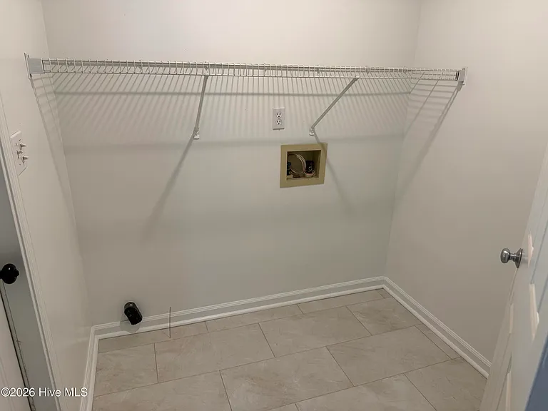2961 Pointewest Dr — Photo 23