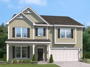 4130 Vista Pine Dr, Charlotte, NC 28215